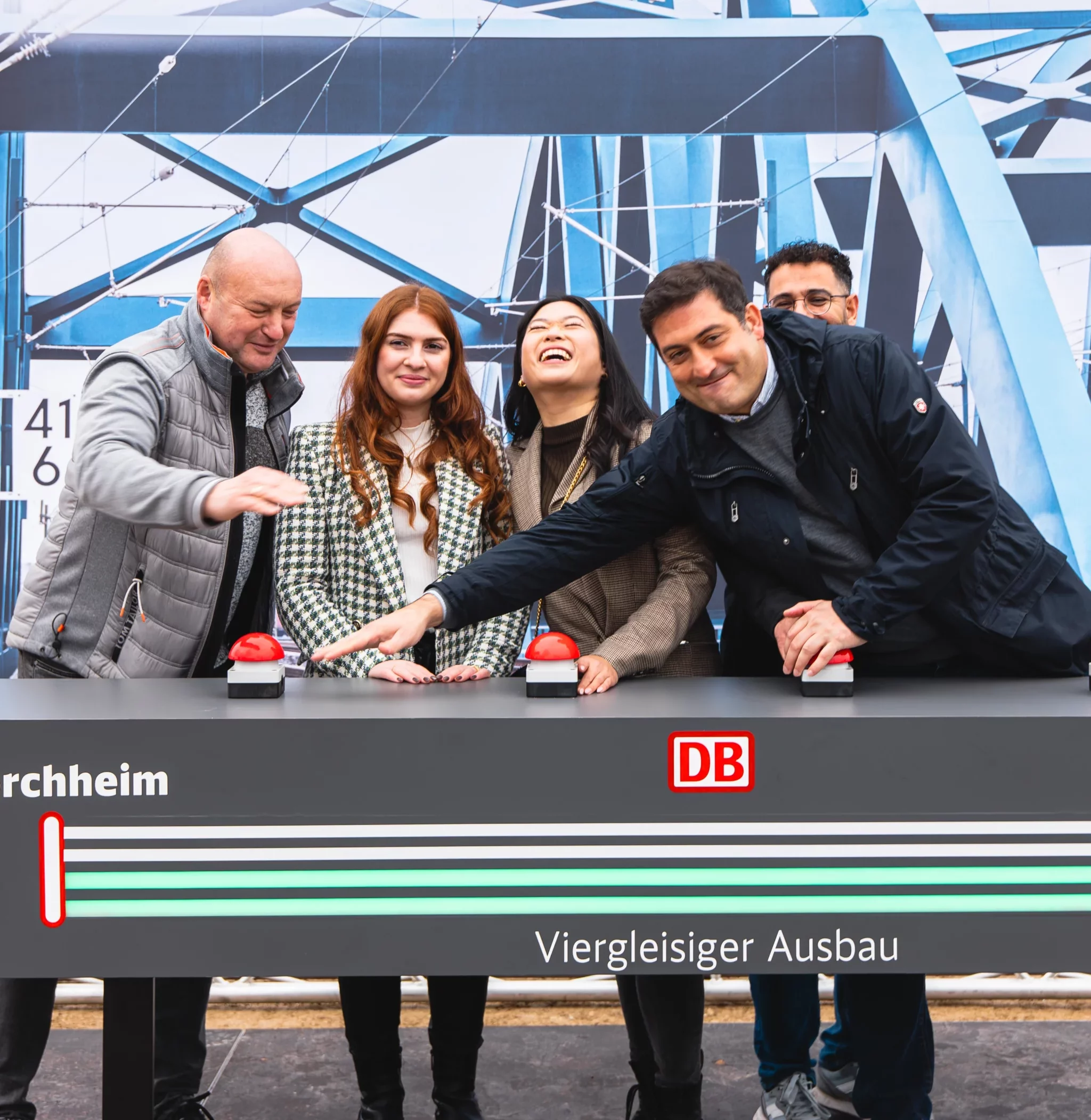 wirdenkenlokal-socialmedia-deutschebahn-emch+berger