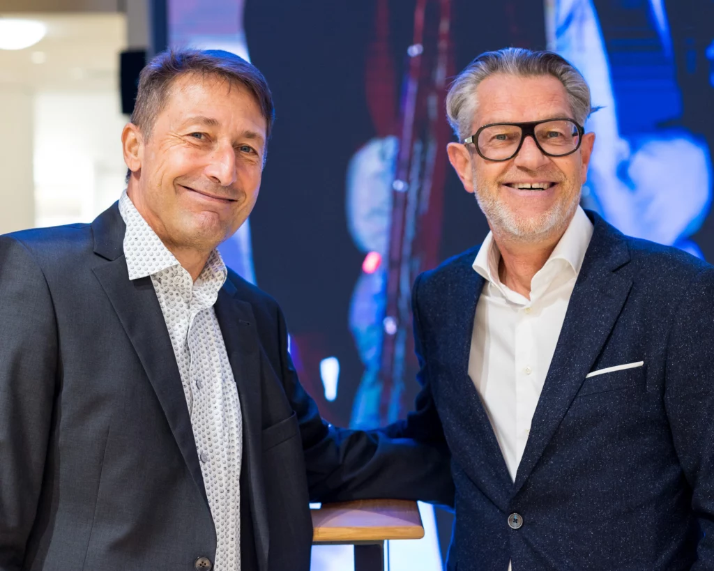 wirdenkenlokal-stadtreklame-artikel-kaufhaus-wöhrl